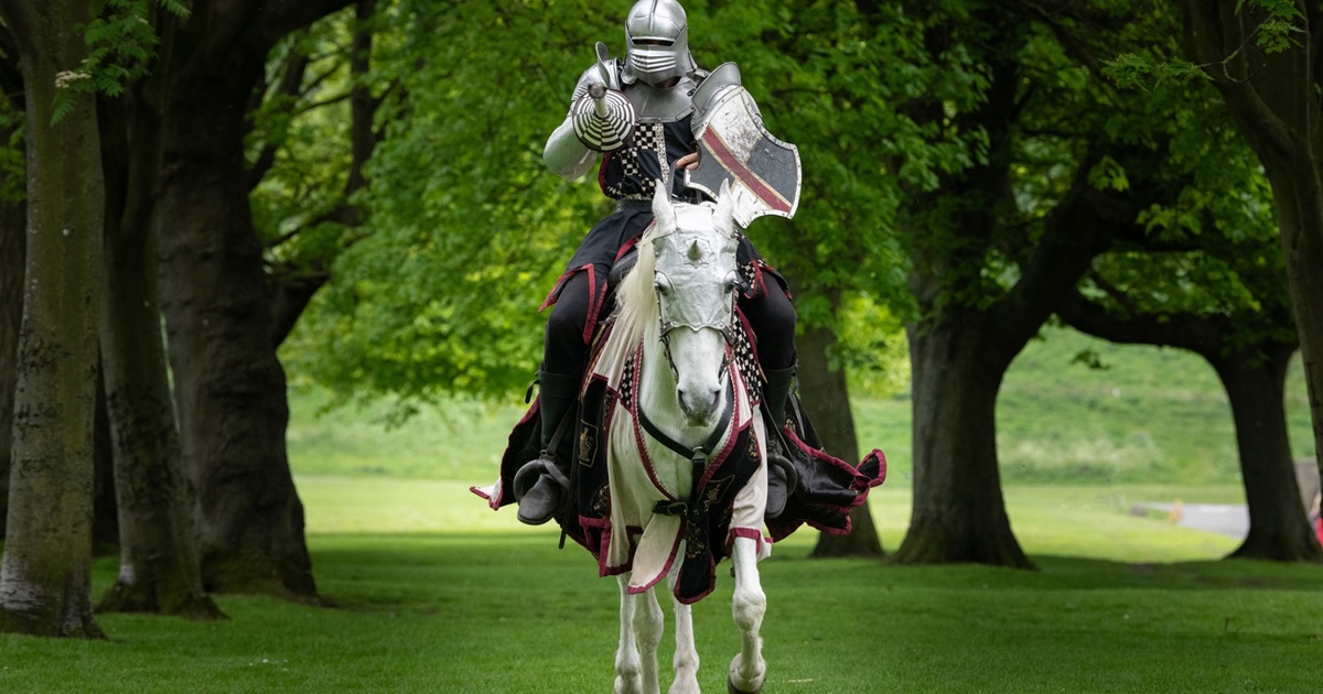 Countdown to Jousting at Linlithgow Palace | Historic Environment Scotland